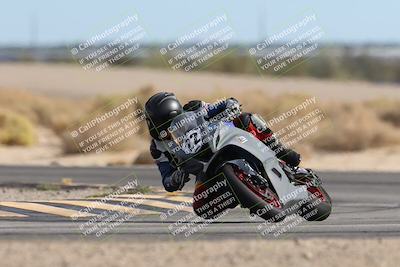 media/Nov-16-2025-Race Pace (Sun) [[8c5fa54630]]/Verified Riders/9-Turn 16 (150pm)/